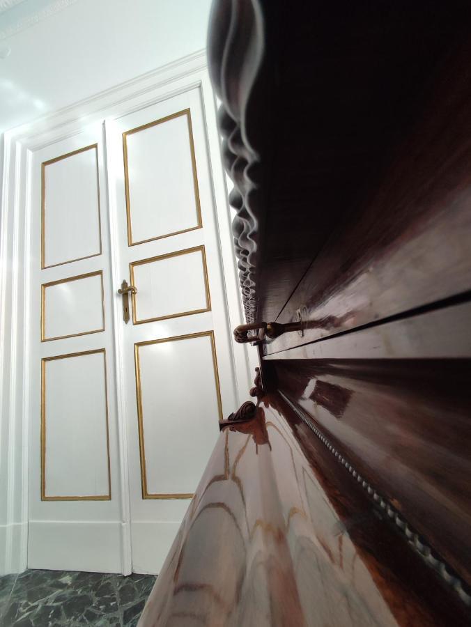 Apartamento Dimora Della Marchesa - Al Duomo Manfredonia Exterior foto