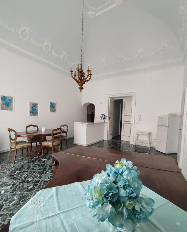 Apartamento Dimora Della Marchesa - Al Duomo Manfredonia Exterior foto