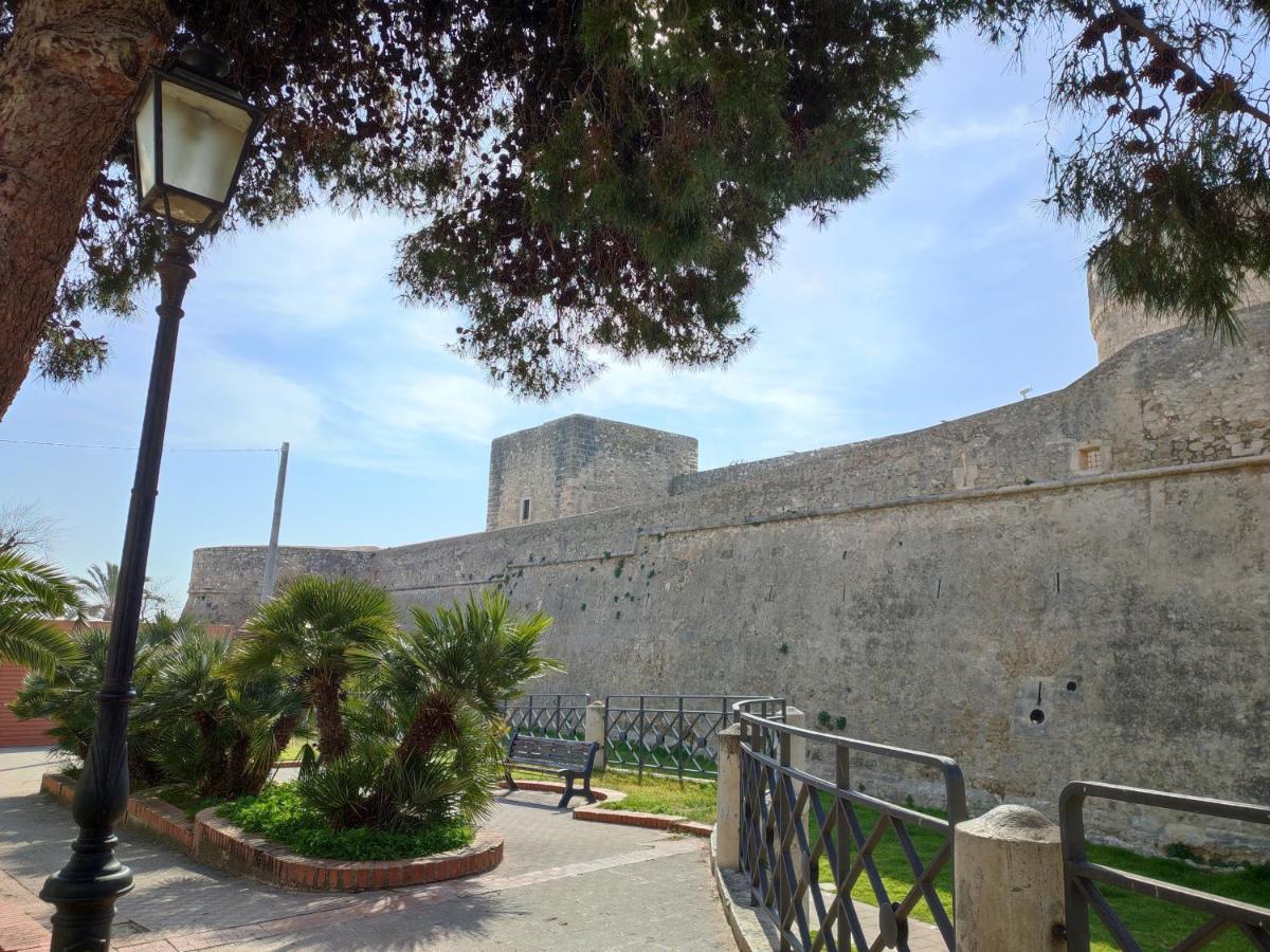 Apartamento Dimora Della Marchesa - Al Duomo Manfredonia Exterior foto