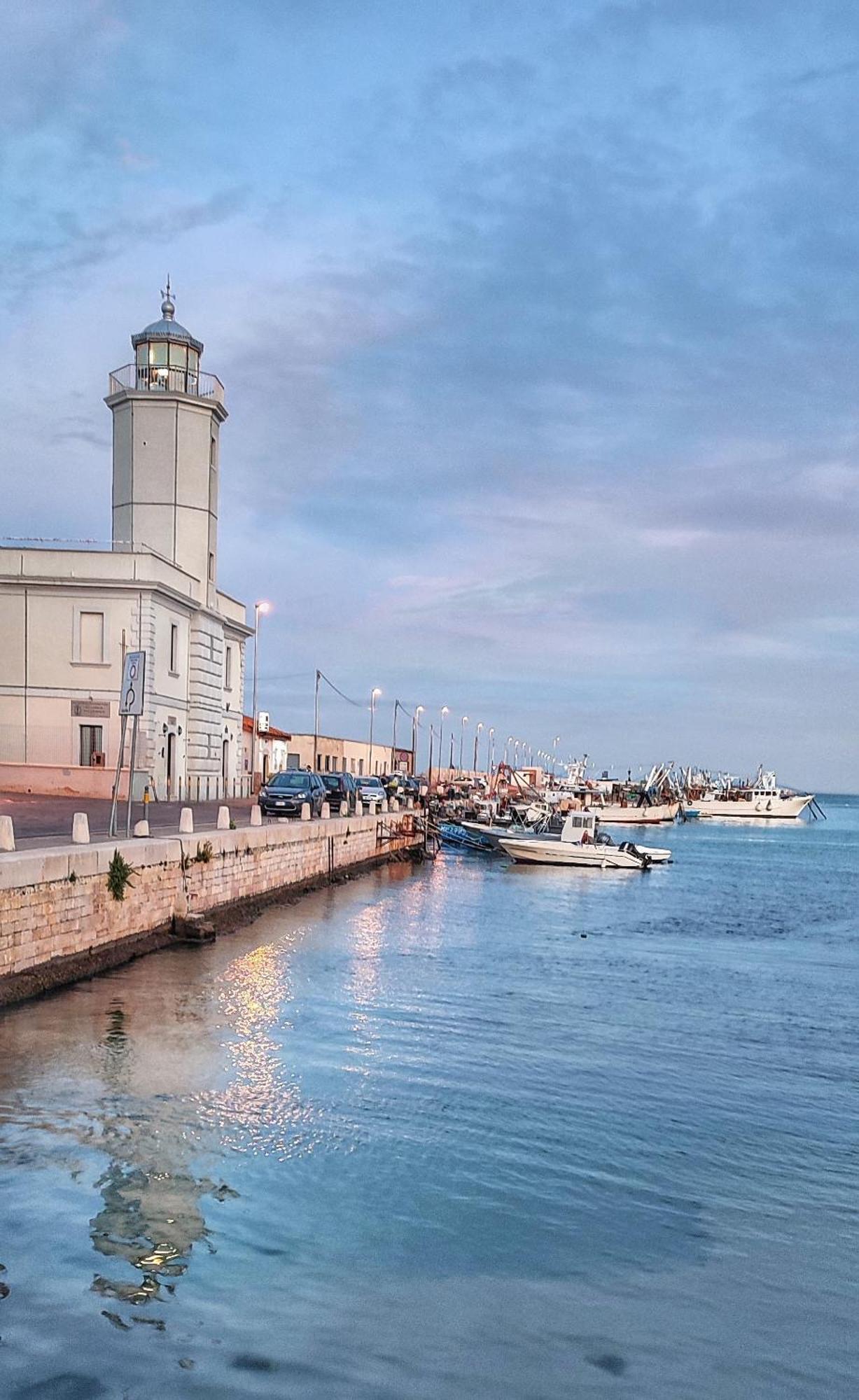 Apartamento Dimora Della Marchesa - Al Duomo Manfredonia Exterior foto